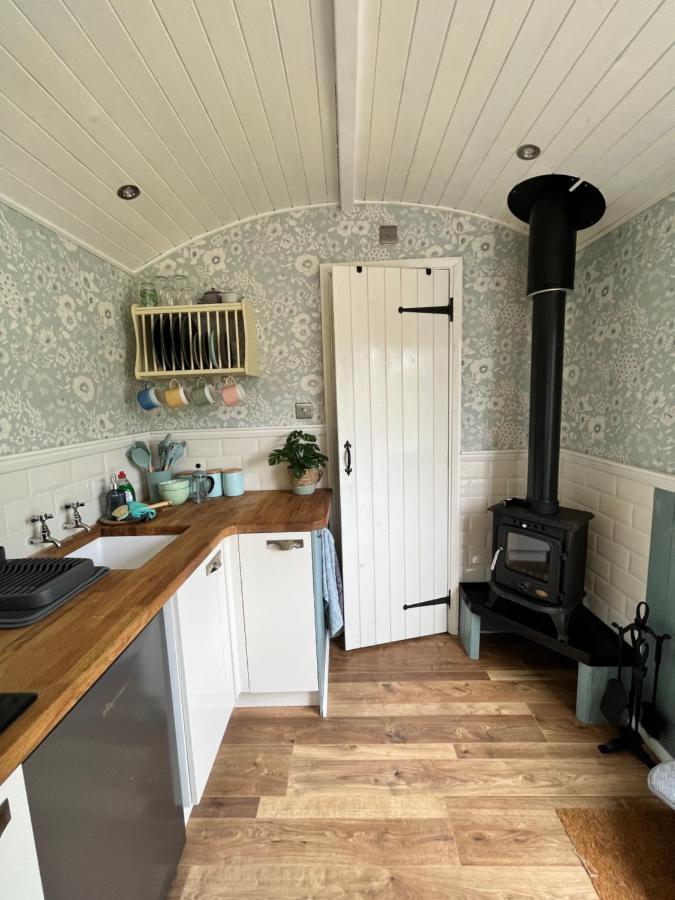 The Hazel Hut Villa Westport Exterior foto